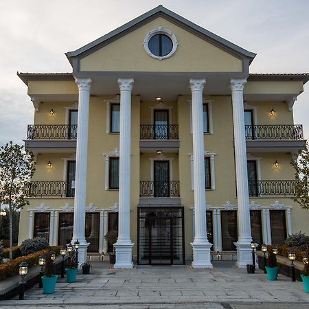 "L'Art De Vivre" Resort Korce Rom bilde