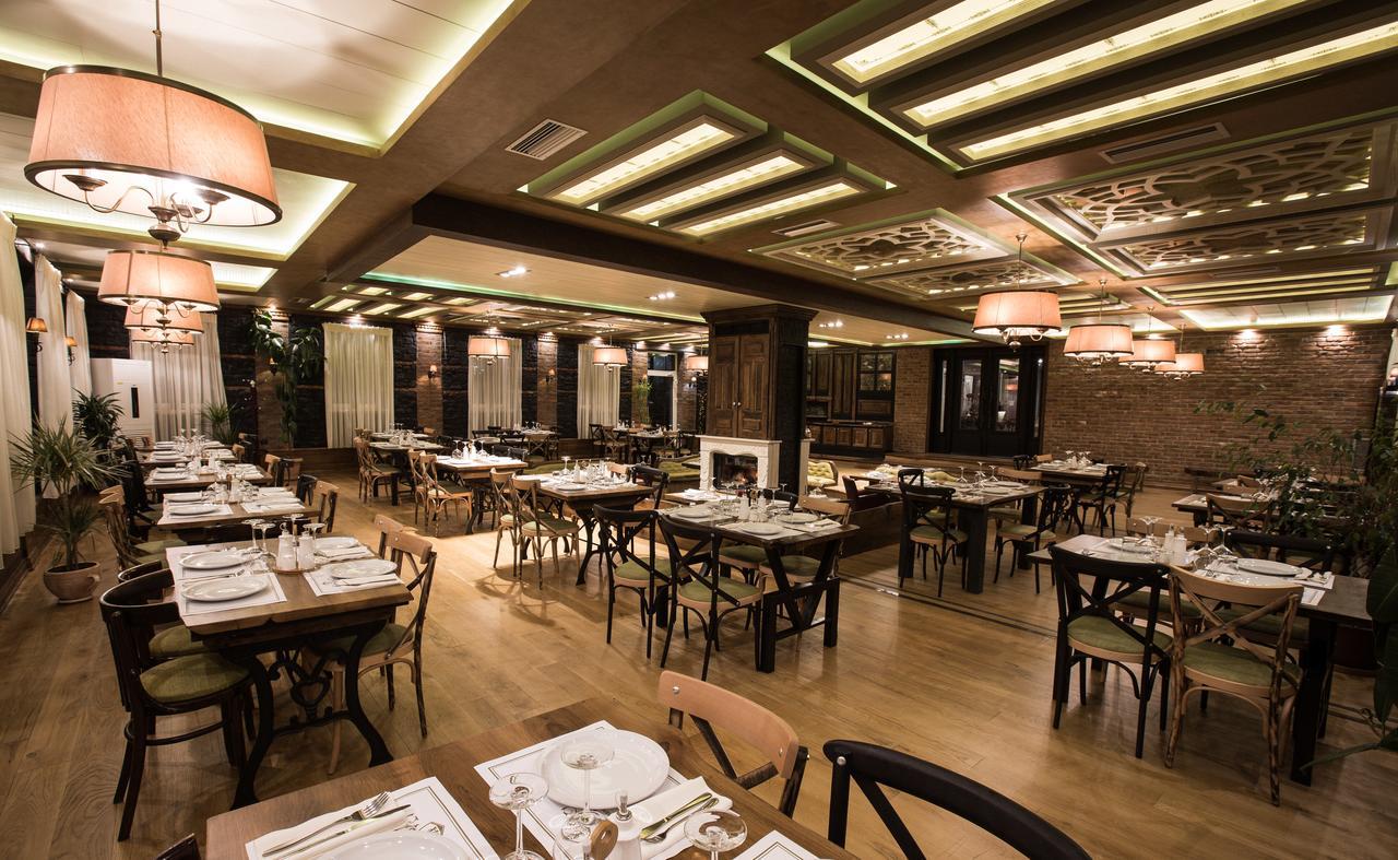"L'Art De Vivre" Resort Korce Rom bilde