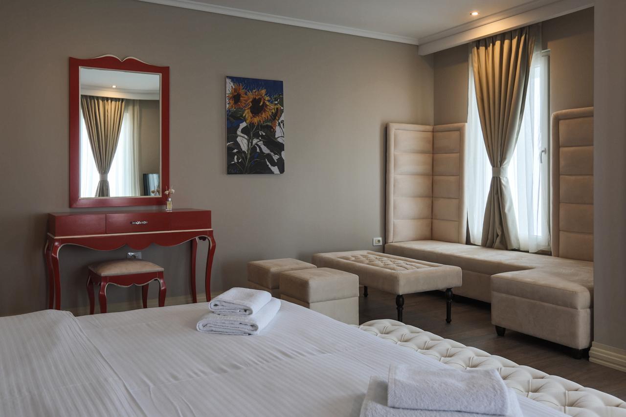 "L'Art De Vivre" Resort Korce Eksteriør bilde
