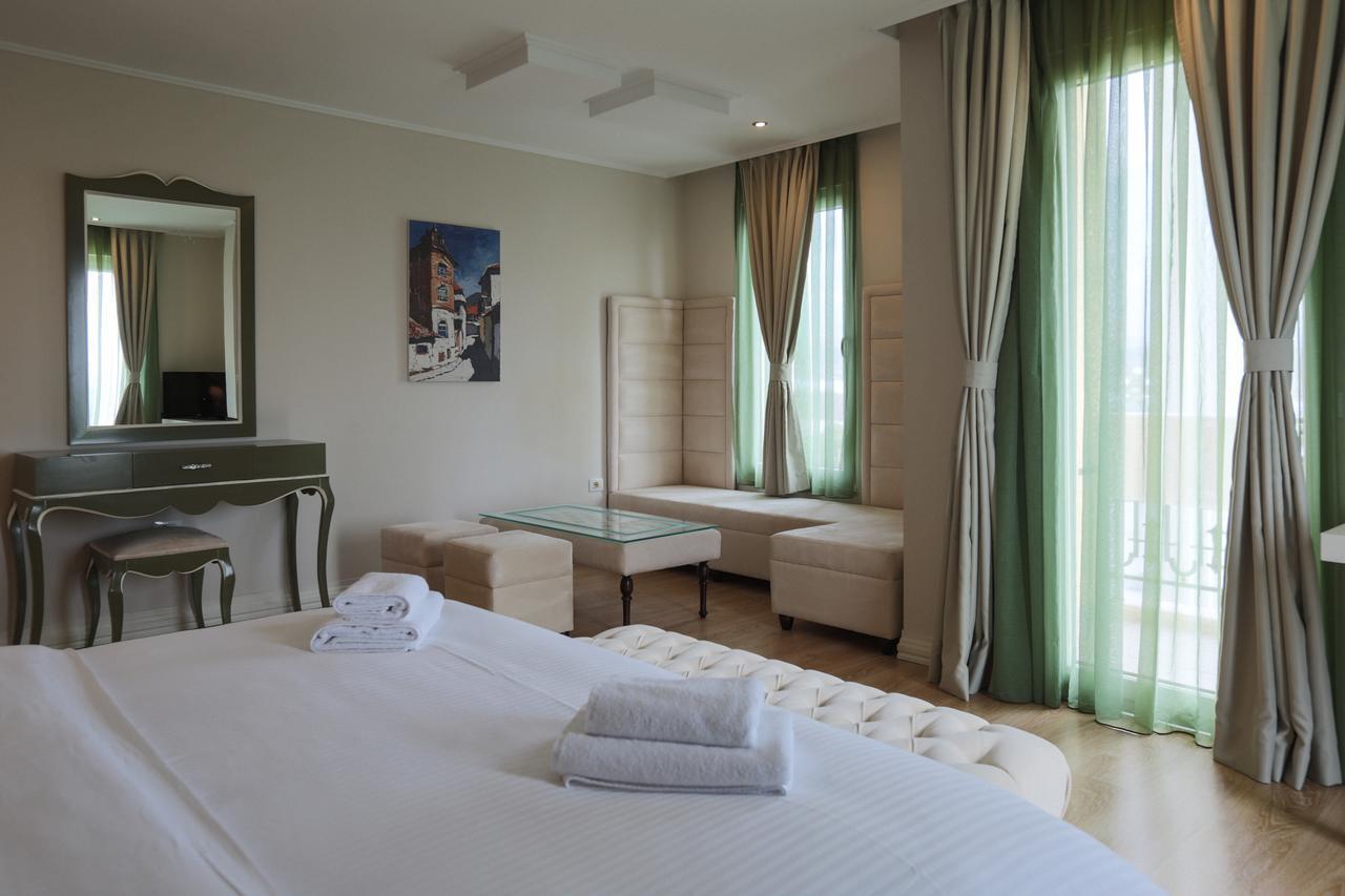 "L'Art De Vivre" Resort Korce Eksteriør bilde