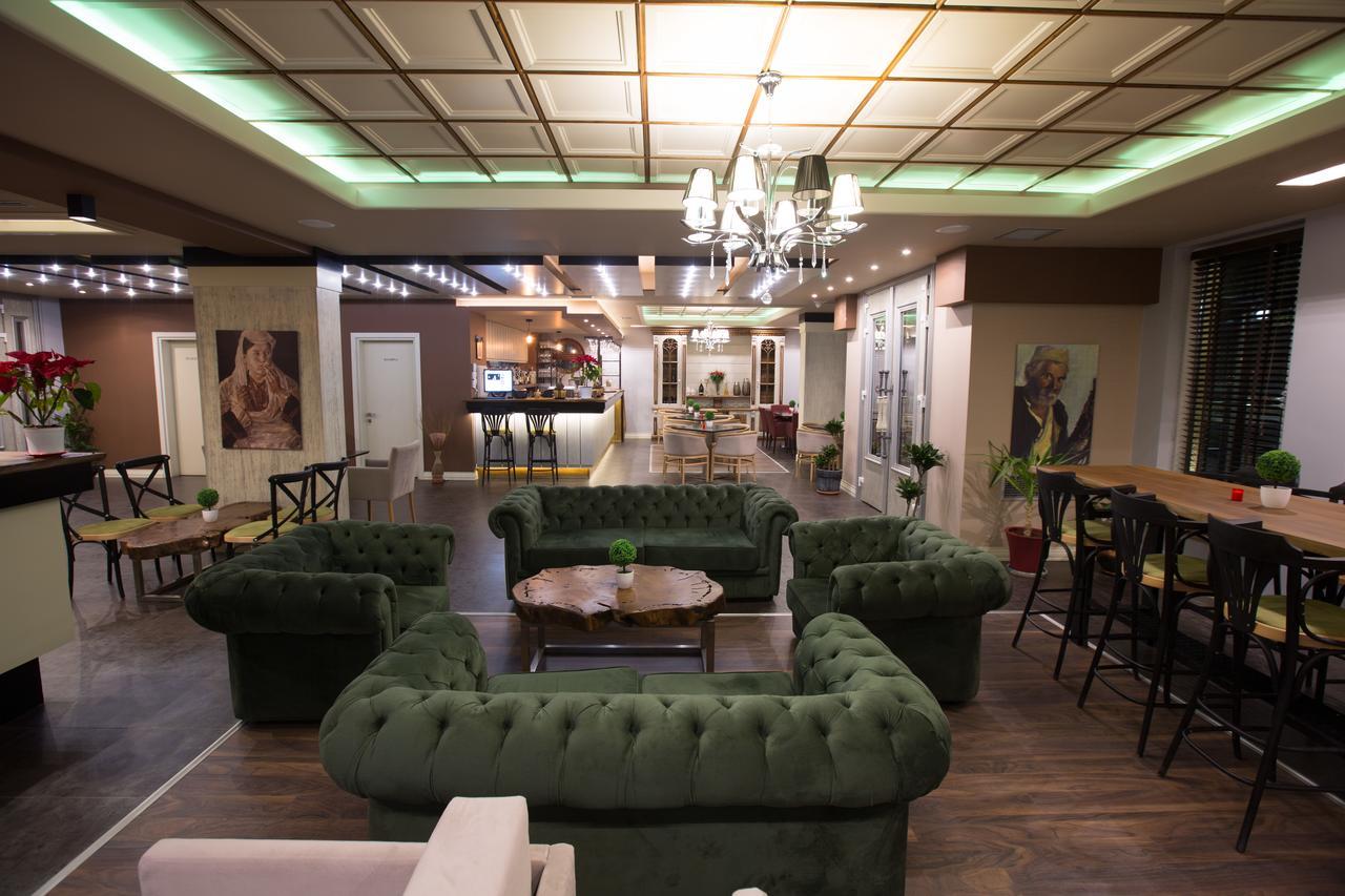 "L'Art De Vivre" Resort Korce Rom bilde