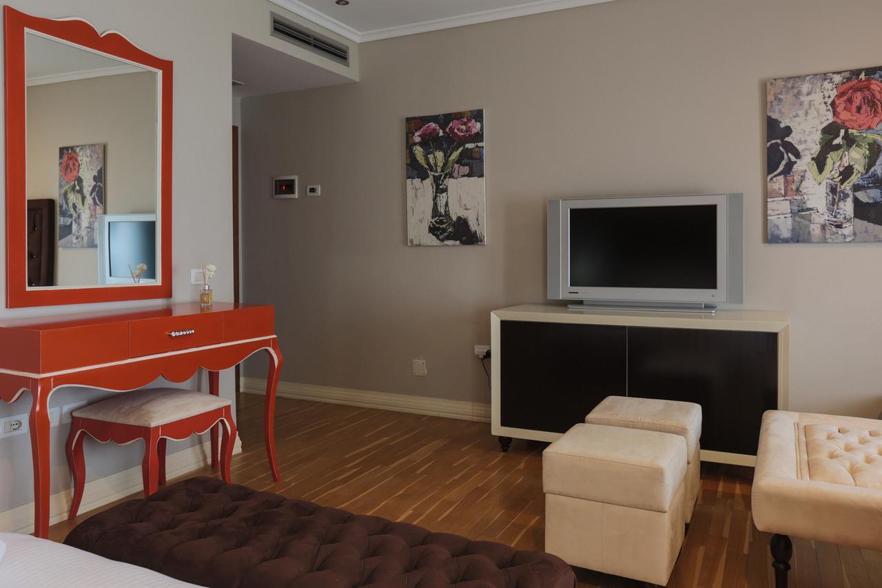 "L'Art De Vivre" Resort Korce Eksteriør bilde